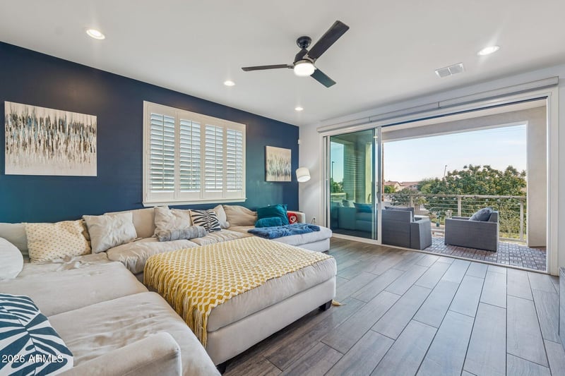 7045 Carter Dr, Chandler, AZ 85226