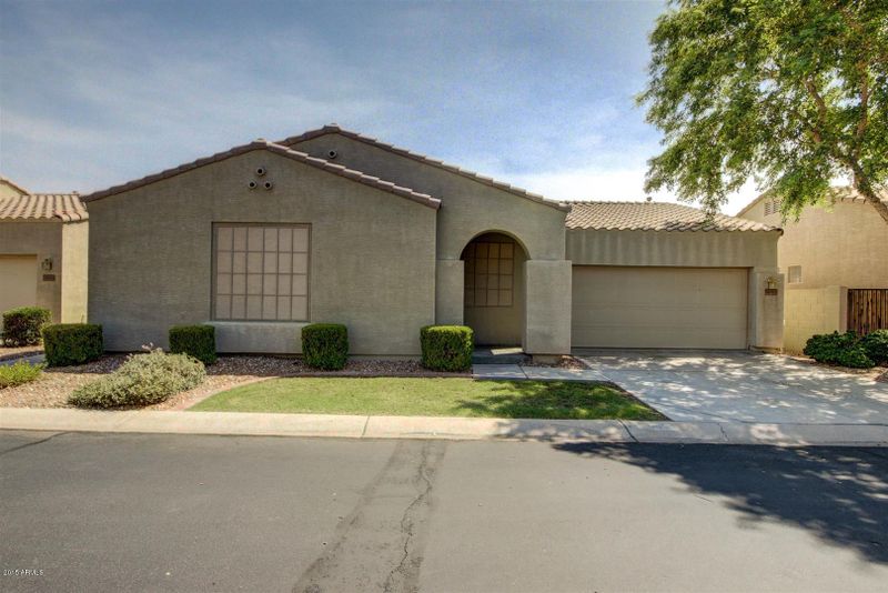 7045 E Kessler Ave, Mesa, AZ 85209