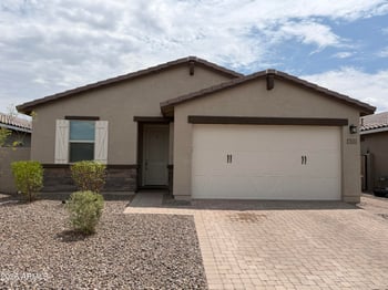 7045 Allen St, Laveen, AZ 85339