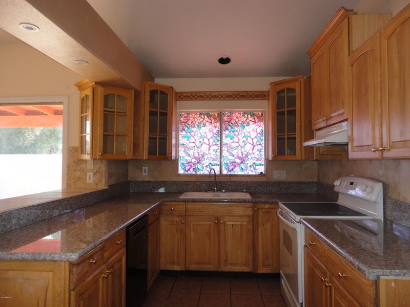 7045 W Cherry Hills Dr, Peoria, AZ 85345