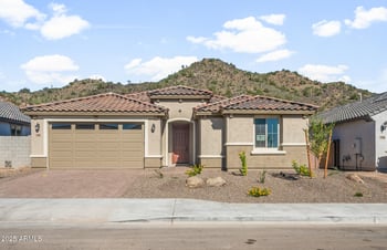 7046 Plum Rd, Peoria, AZ 85383