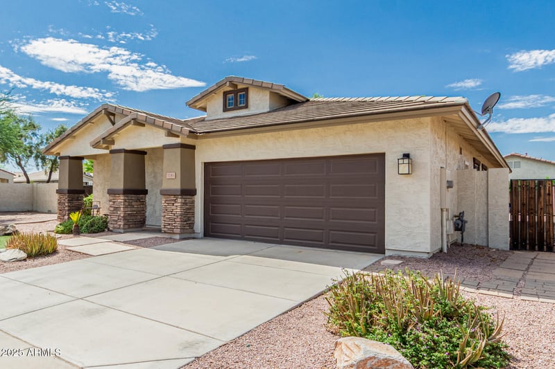 7048 View Ln, Gilbert, AZ 85298