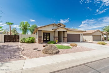 7048 View Ln, Gilbert, AZ 85298