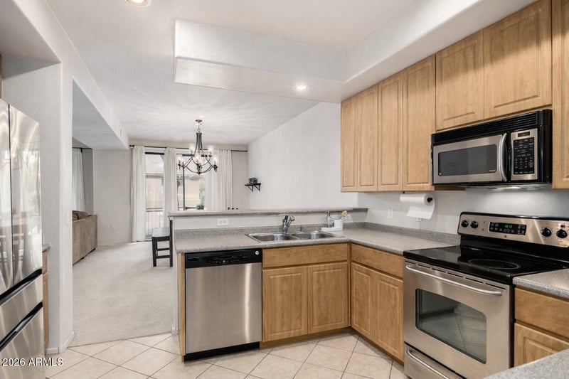 705 Queen Creek Rd #1004, Chandler, AZ 85248