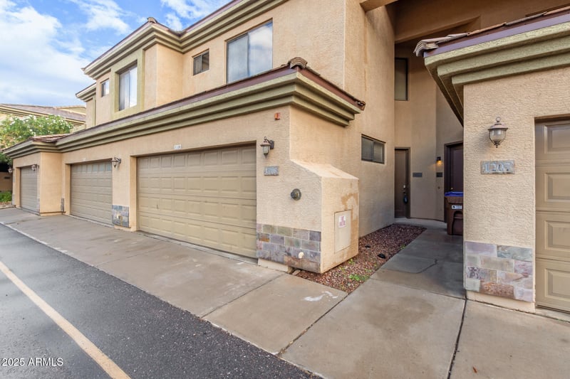 705 Queen Creek Rd #1208, Chandler, AZ 85248