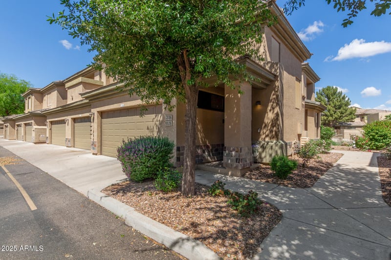 705 Queen Creek Rd #2126, Chandler, AZ 85248