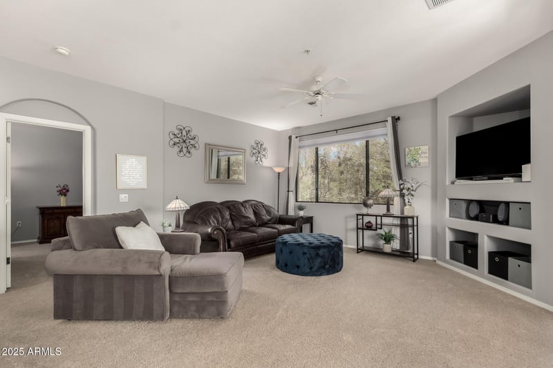 705 Queen Creek Rd #2126, Chandler, AZ 85248