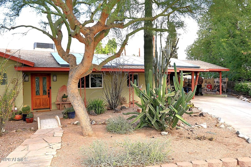 7050 N 8th Ave, Phoenix, AZ 85021