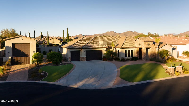 7052 E Ivyglen Cir, Mesa, AZ 85207
