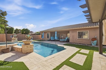 7053 N 7th Ave, Phoenix, AZ 85021