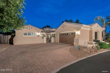 7053 N 7th Ave, Phoenix, AZ 85021
