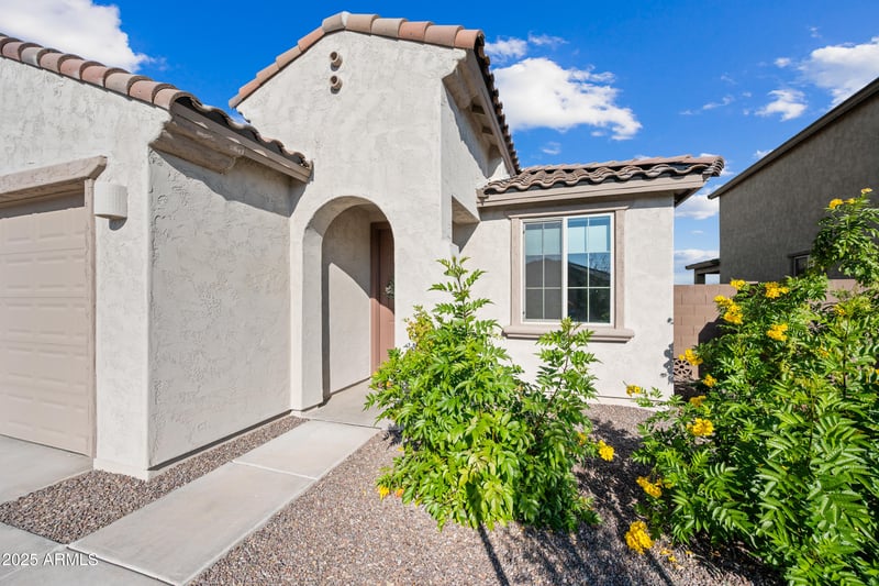 7054 Coles Rd, Laveen, AZ 85339