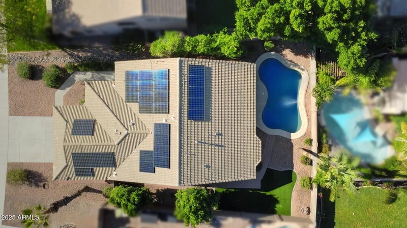 7054 Pontiac Dr, Glendale, AZ 85308