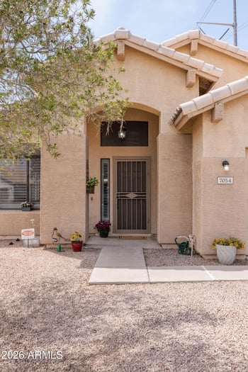 7054 Taylor Dr, Tempe, AZ 85283