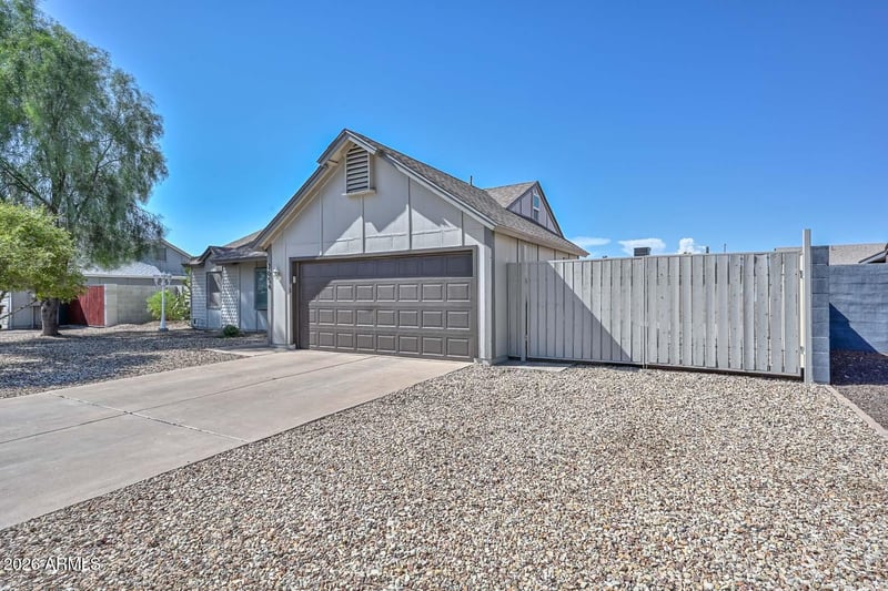 7054 W Ironwood Dr, Peoria, AZ 85345