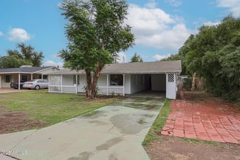 7055 24th Ave, Phoenix, AZ 85021