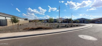 7056 Desert Dr, Laveen, AZ 85339