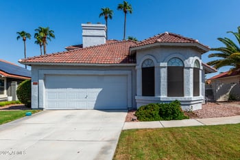 7056 Morrow Dr, Glendale, AZ 85308