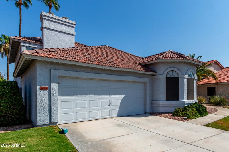 7056 Morrow Dr, Glendale, AZ 85308