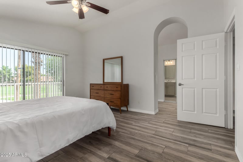 7056 Morrow Dr, Glendale, AZ 85308