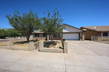 7056 Taylor St, Phoenix, AZ 85043