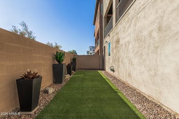 7057 Carter Dr, Chandler, AZ 85226