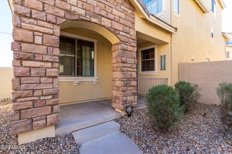 7057 S 7th Ln, Phoenix, AZ 85041