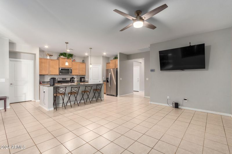 7059 E Gamebird Way, San Tan Valley, AZ 85143