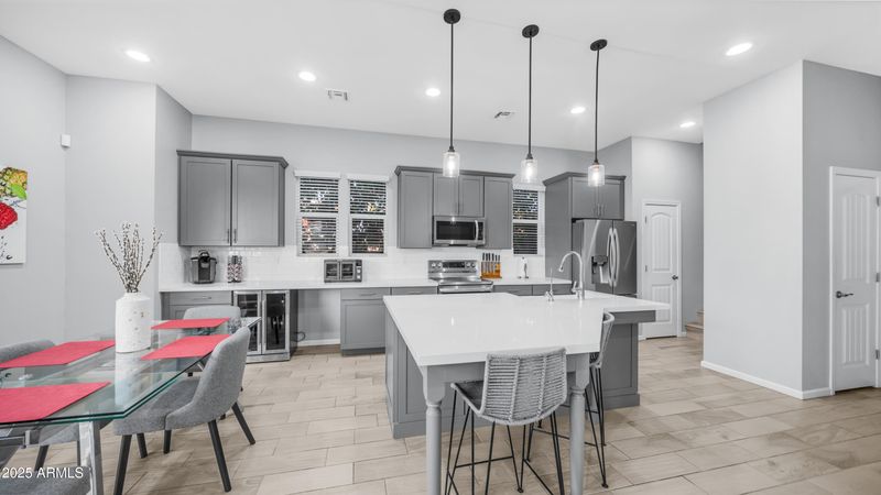 706 E Boca Raton Rd, Phoenix, AZ 85022