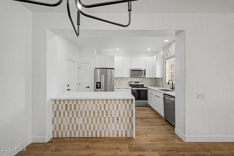 706 E Las Colinas Pl, Chandler, AZ 85249