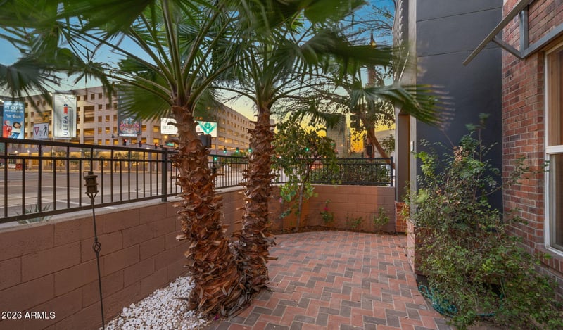 706 E Washington St #101, Phoenix, AZ 85034
