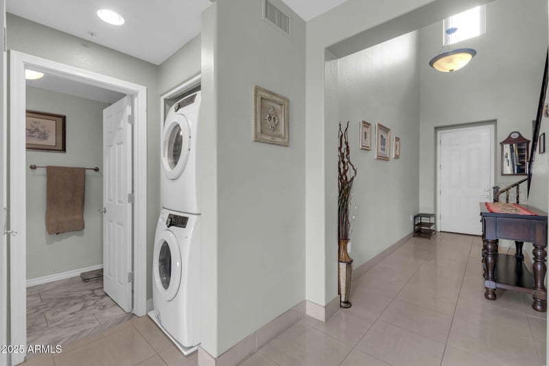 706 E Washington St #204, Phoenix, AZ 85034