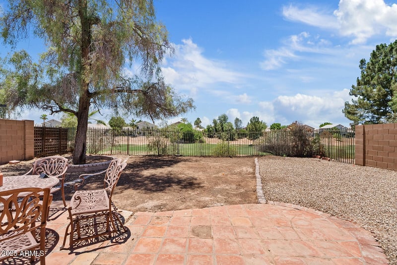 706 El Dorado Dr, Gilbert, AZ 85233