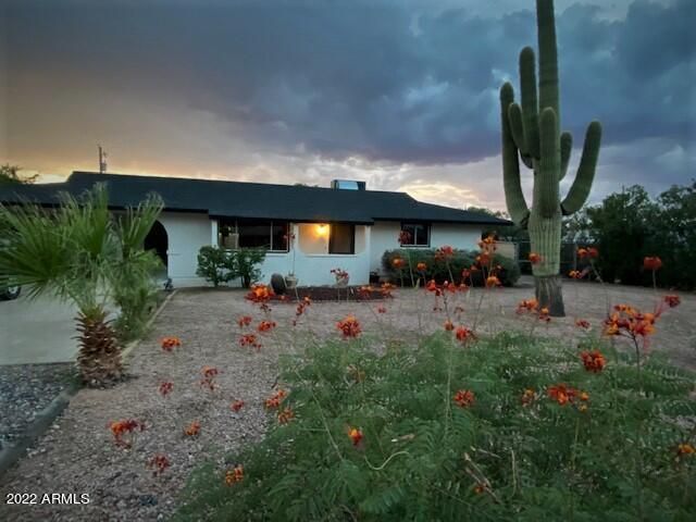 706 N San Marcos Dr, Apache Junction, AZ 85120