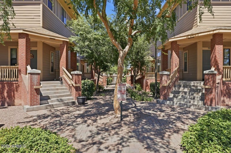 706 Beck Ave, Tempe, AZ 85281
