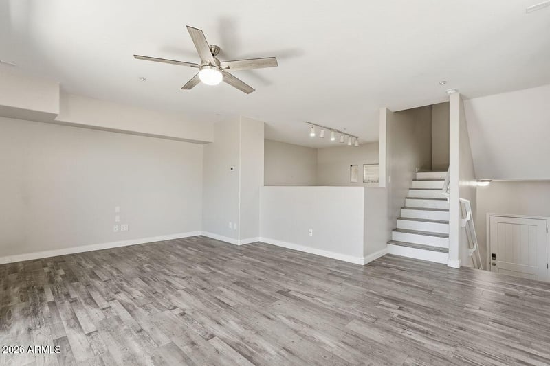 706 Beck Ave, Tempe, AZ 85281