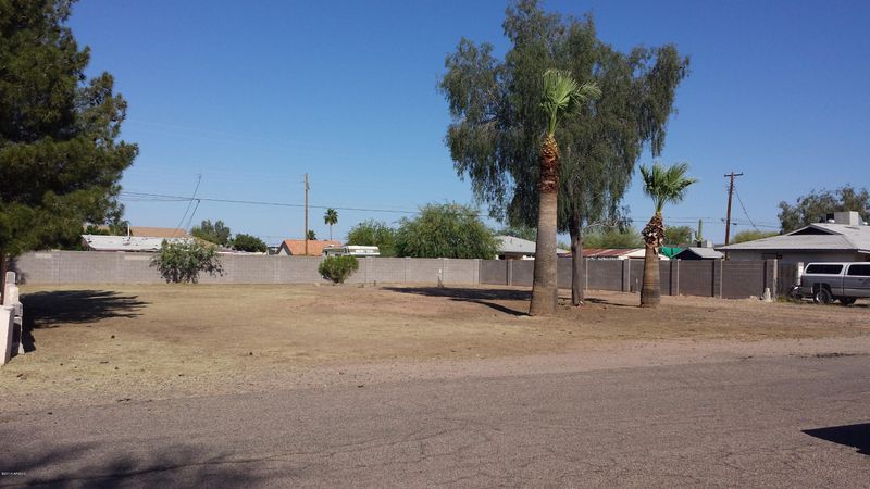706 S Smythe Dr #14, Apache Junction, AZ 85120