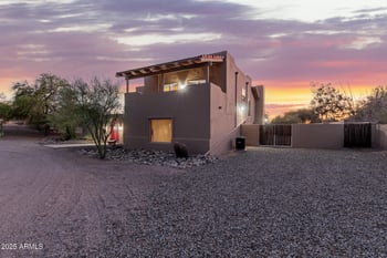 706 Signal Butte Rd, Mesa, AZ 85207