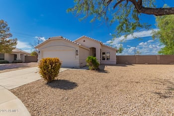 7064 Gardenia Ave, Glendale, AZ 85303