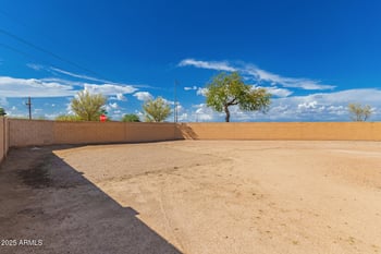 7064 Gardenia Ave, Glendale, AZ 85303