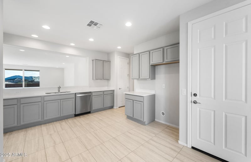 7069 Oberlin Way, Peoria, AZ 85383