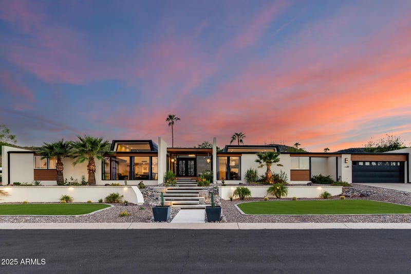 707 Surrey Ave, Phoenix, AZ 85029