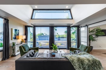 707 Surrey Ave, Phoenix, AZ 85029