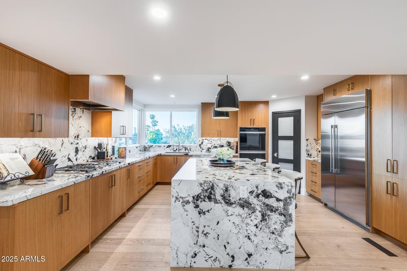 707 Surrey Ave, Phoenix, AZ 85029