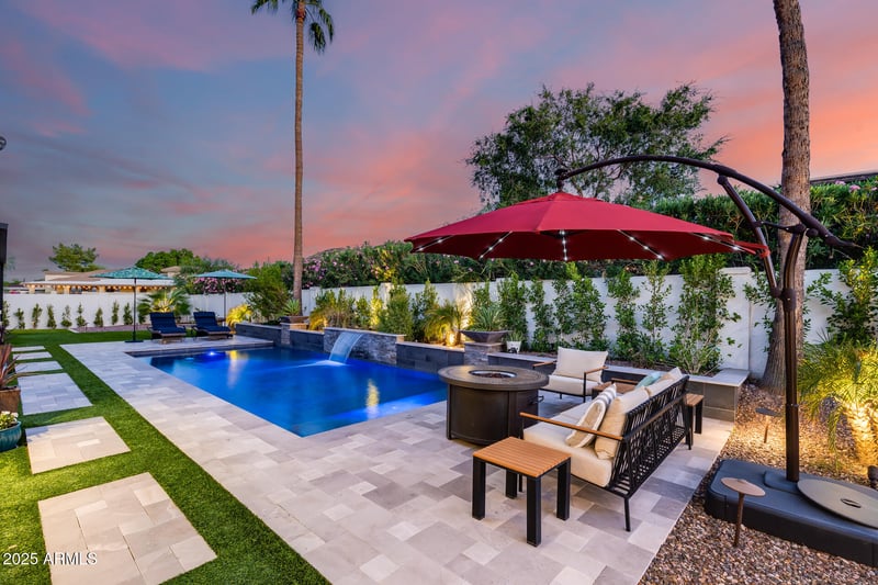 707 Surrey Ave, Phoenix, AZ 85029