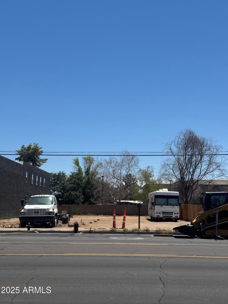 707 University Dr #-, Mesa, AZ 85203