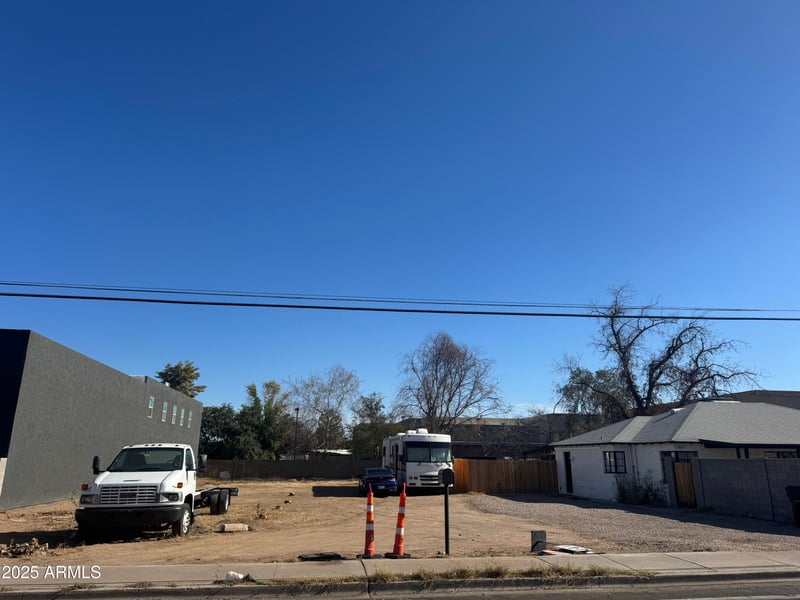 707 University Dr #-, Mesa, AZ 85203