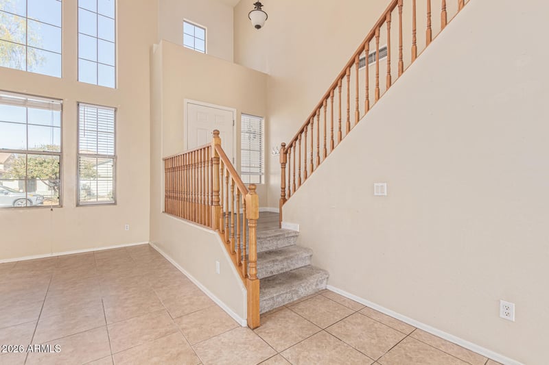 707 Agrarian Hills Dr, San Tan Valley, AZ 85143