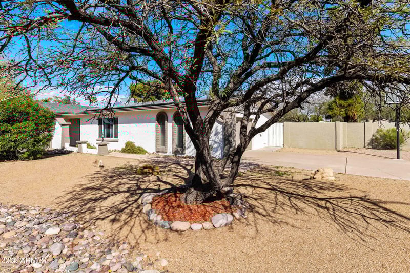 7074 Aster Dr, Scottsdale, AZ 85254
