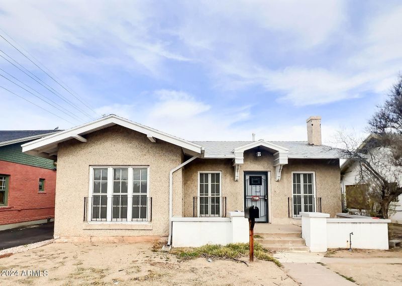 708 E Coronado Rd, Phoenix, AZ 85006